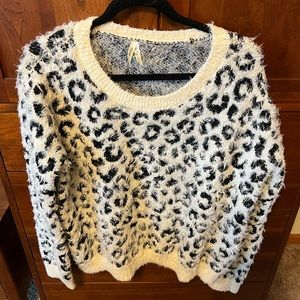 Leopard / cheetah print sweater